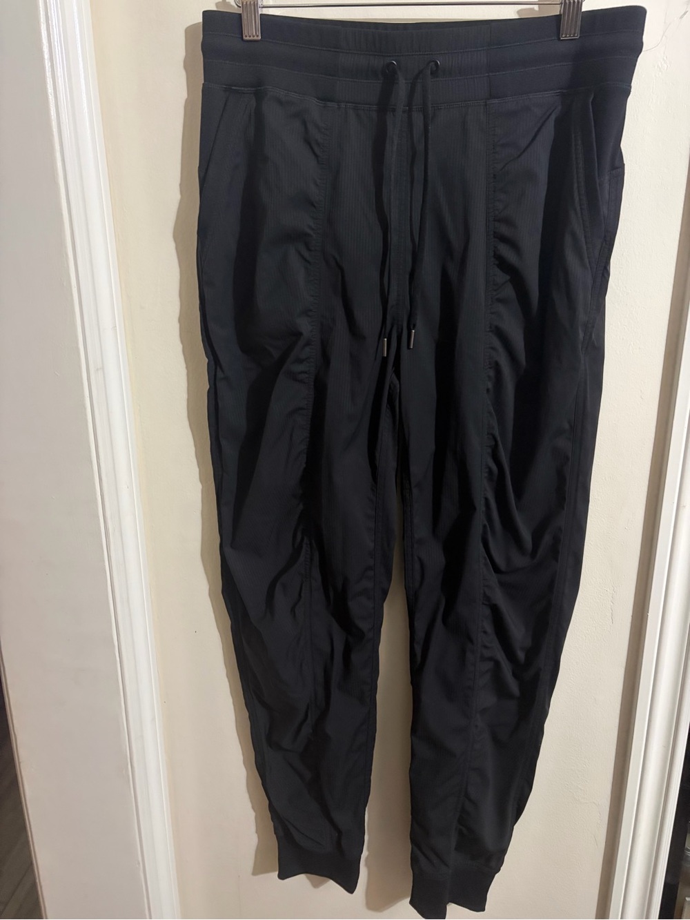 CRZ YOGA Black Men's Jogger Sweatpants